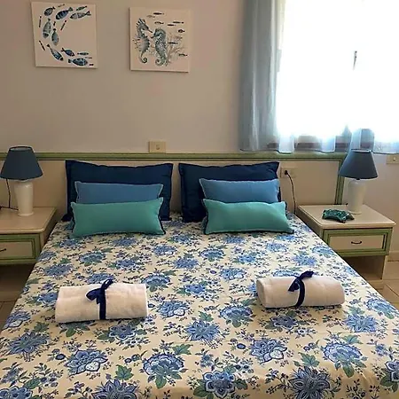 Due Torri 3* Porto Azzurro