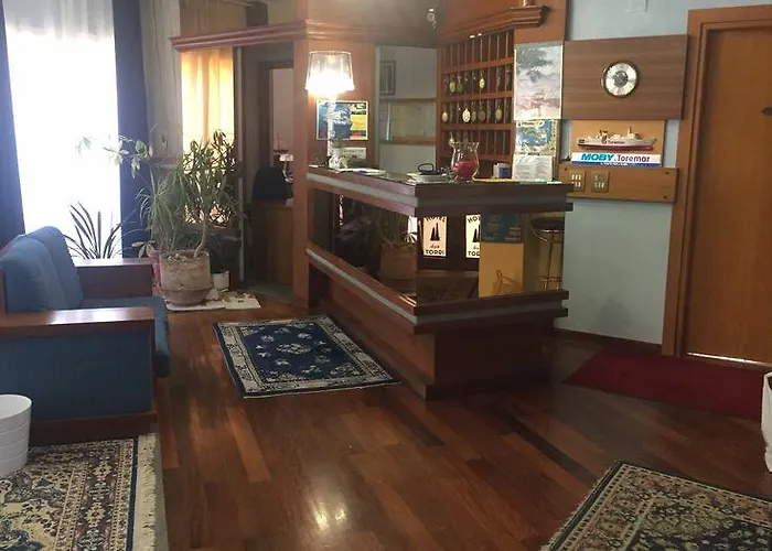 杜托利酒店 3* 阿祖罗港